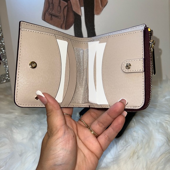 SALE❤️✨KATE SPADE ♠️ staci small zip around Wallet - Picture 6 of 16